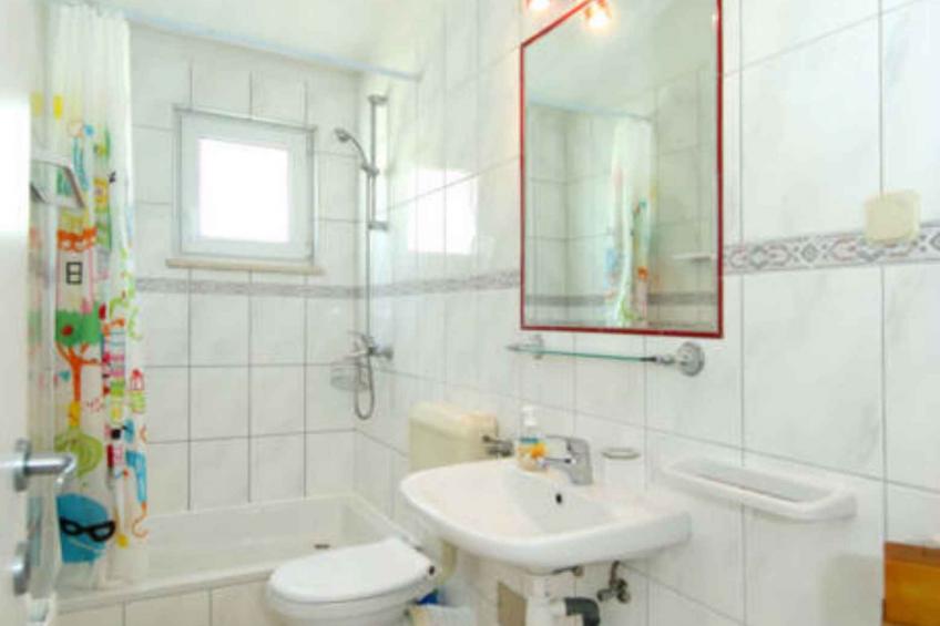 Vakantiewoning met zeezicht en terras - VW-G3J8 - foto 17