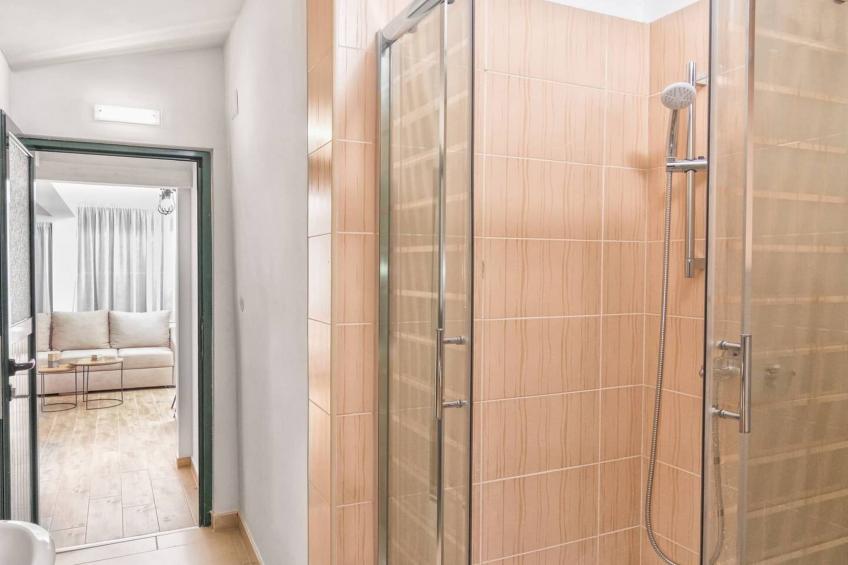 Hidden Gem Holiday Home with Pool in Kastel Stafilic - Two Bedroom Holiday Home with Pool - foto 14