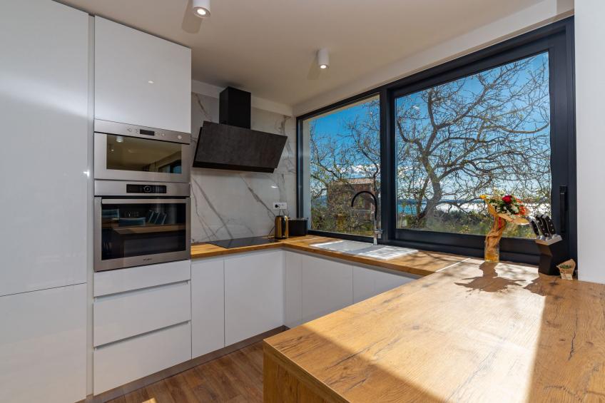 Haus für 9 Personen und 1 Kind in Kastel Luksic - foto 16