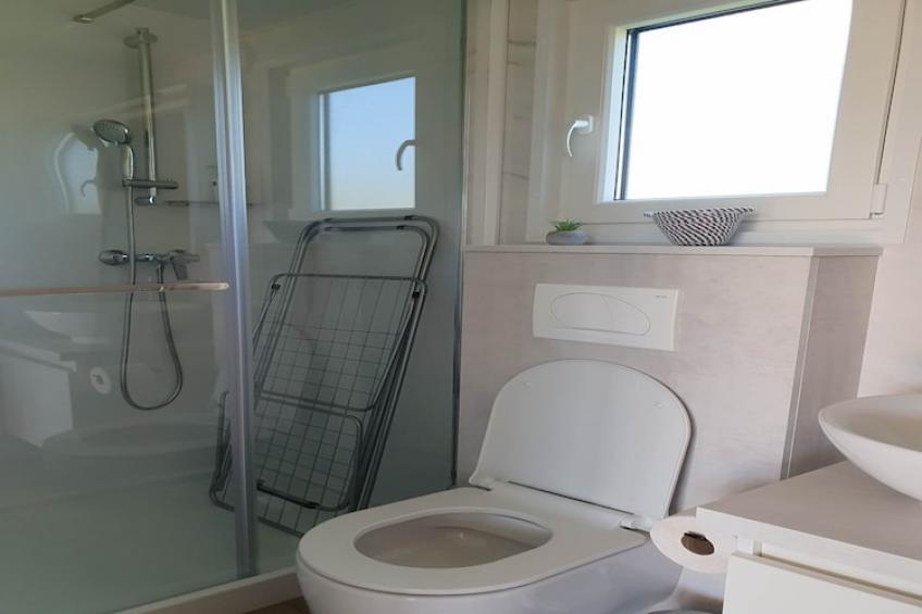 Mobile Homes Karlo & Dino - Superior Two Bedroom Mobile Home with Terrace - Karlo - foto 11