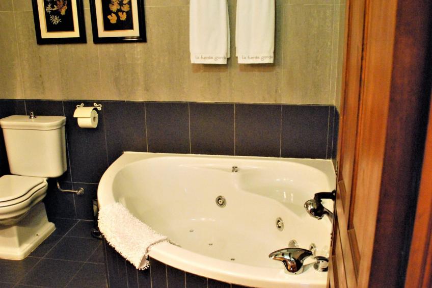 4-Schlafzimmer-Haus mit Schwimmbad - foto 35