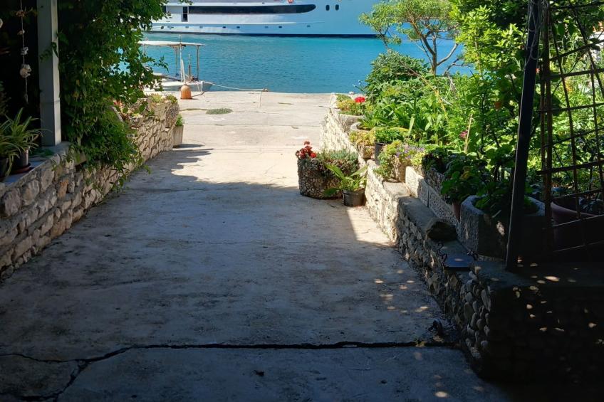 Guest House Green Corner Supetarska Draga - One Bedroom Apartment With Balcony and Sea View - foto 23