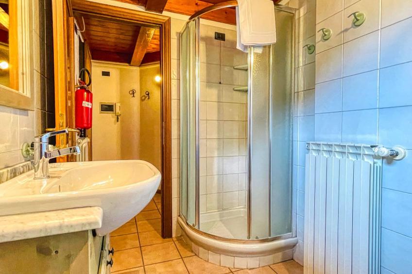 Zwei-Zimmer-Wohnung im Dachgeschoss 5 p. l. Villa Frejus - foto 19