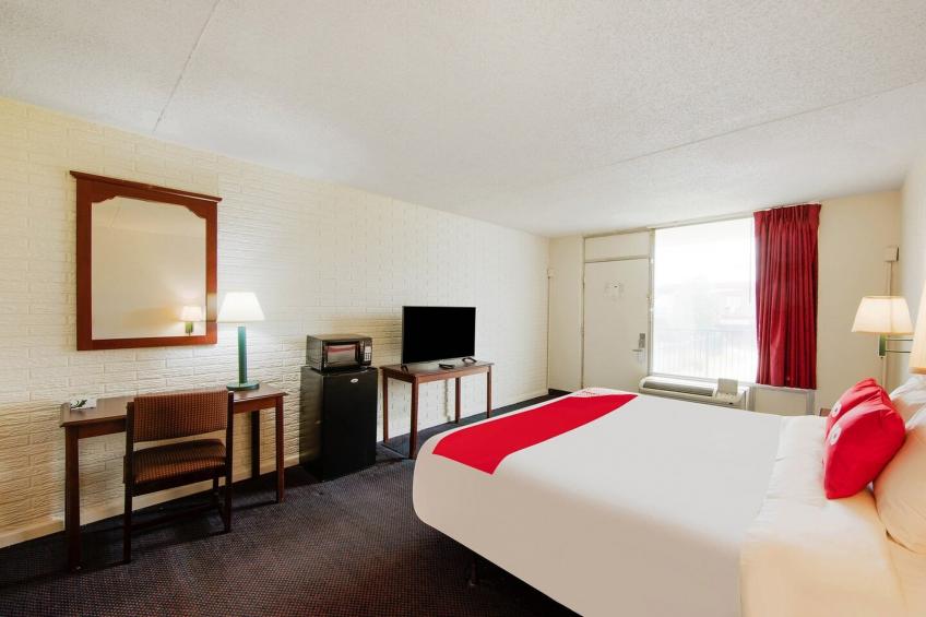 US_BPA001_King Bed