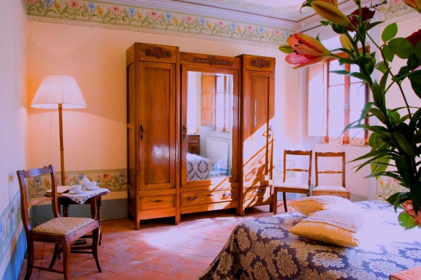 Wohnung in einer alten Villa mit Schwimmbad - foto 13