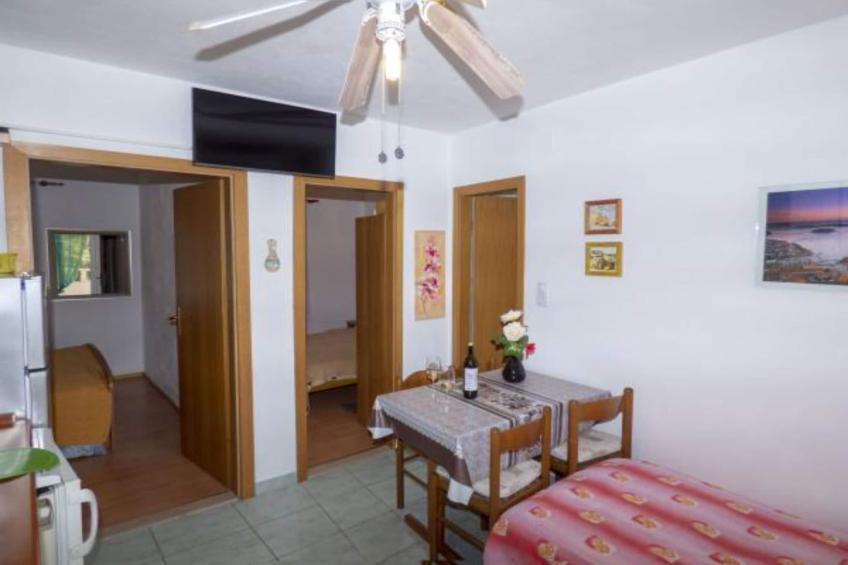 Beachfront Apartments Plaža - Two Bedroom Apartment A2 - foto 4