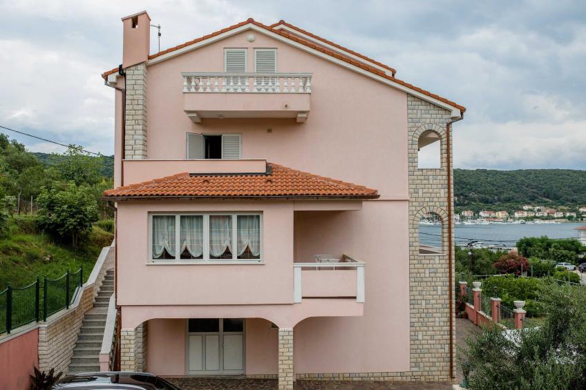 Guest House Villa Anggela - Comfort Triple room with Balcony and Sea View (Br4) - foto 14