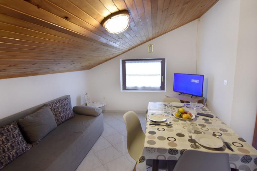 SILVA 2+1 2. KAT - foto 11