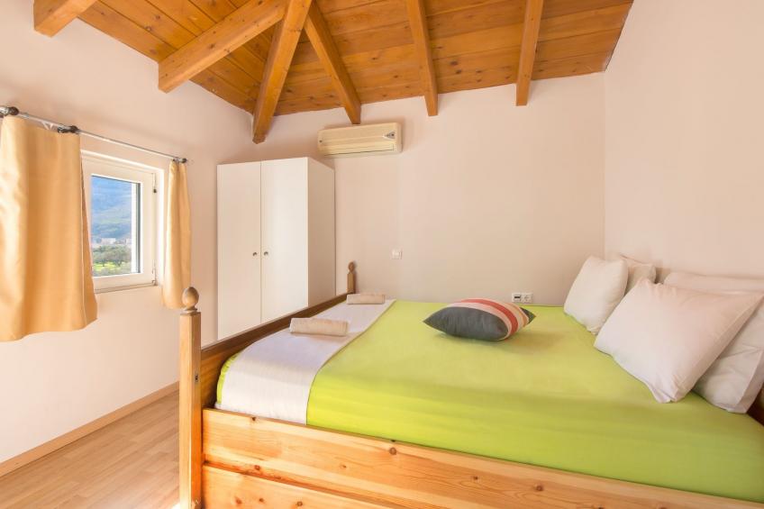 Haus in Kolympia mit Garten und schöner Aussicht - foto 14