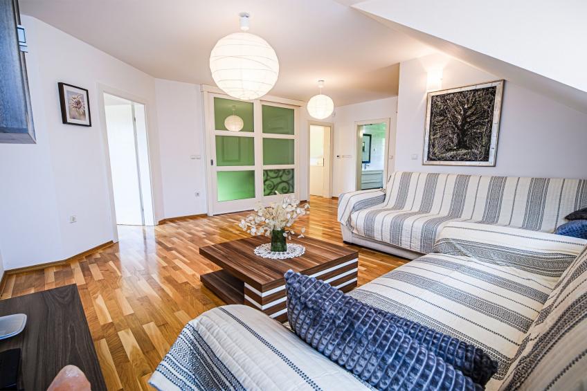 Stunning Rural Holiday Home with Garden and BBQ -  Four Bedroom Holiday Home - foto 6