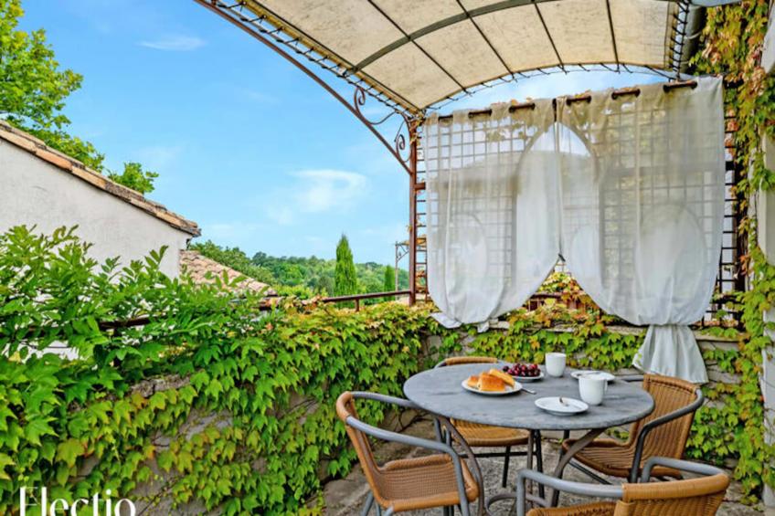 Loggia 7 Cyprès | Résidence Les Petitons