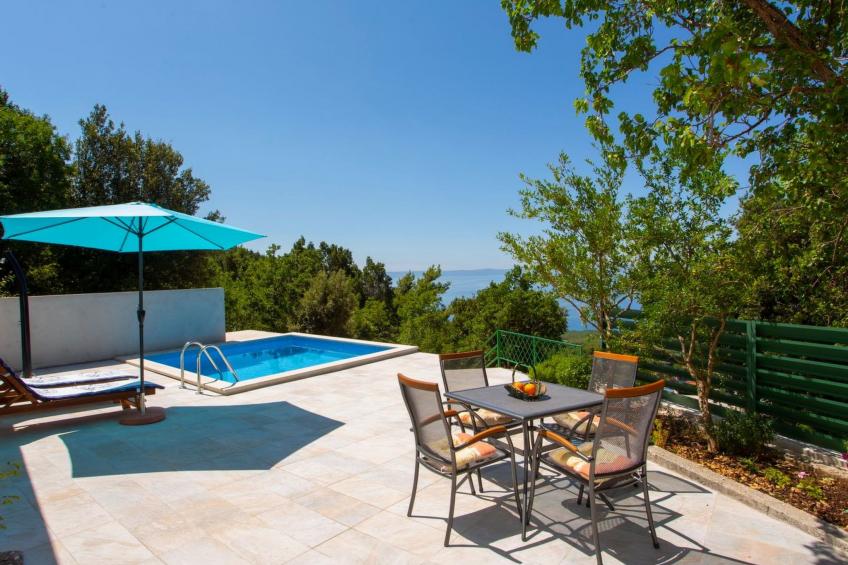 Günstiges Ferienhaus mit Pool und Meerblick - foto 12