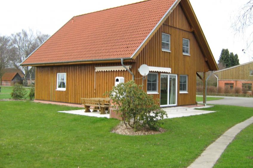 für 16 Personen mit Terrasse