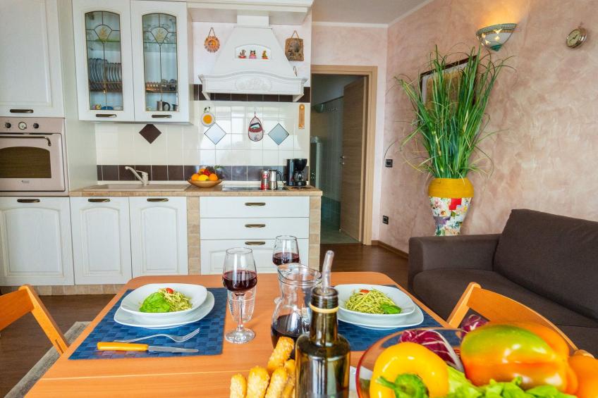 Mantegna - garten mit seeblick und schwimmbad - foto 8