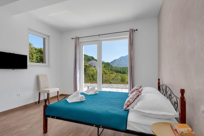 Alleinstehende Villa Slime mit Pool und Garten - foto 46