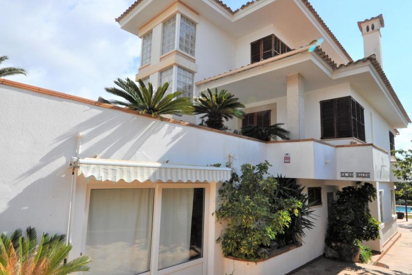 CA NA MALEN Hermosa casa para familias con gran piscina, jardín. - WiFi Gratis - foto 3