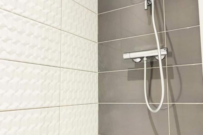 Appartement Rénové Avec Belle Pierre Et Climatisation Pour 2 Personnes - foto 2