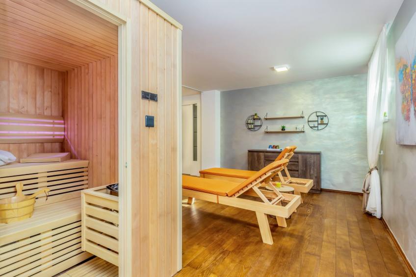 Schöne Villa in einer ruhigen Umgebung mit Pool - foto 45