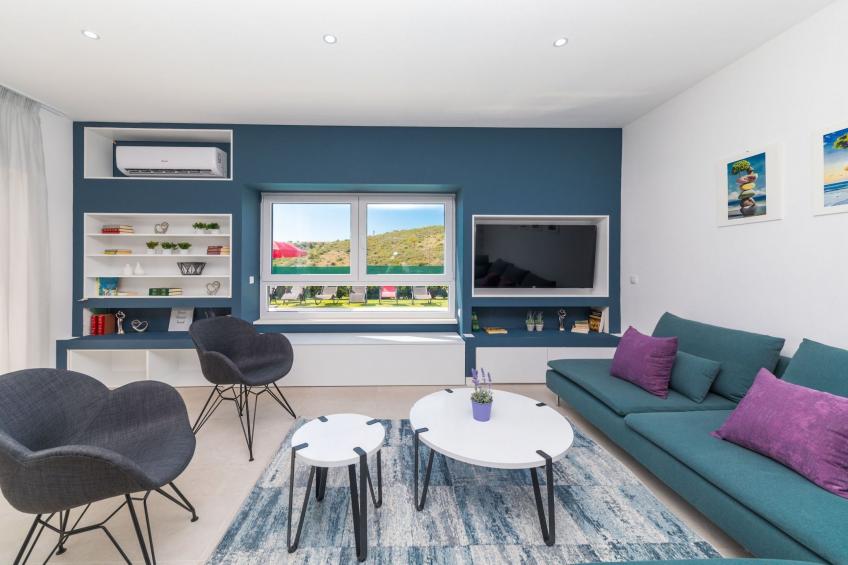 Scenic Elegant Trogir Villa with Pool - Five Bedroom Villa - foto 6