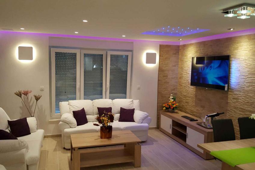 Holiday house mit Pool - BF-YX9WK - foto 18