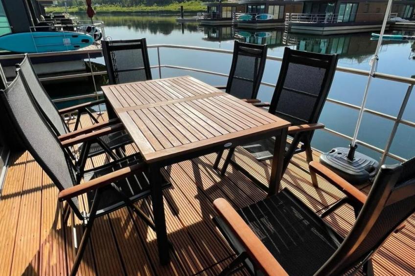 Hausboot Vroni am Bärwaldersee