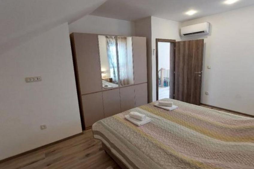 Villa Tamaris - Two Bedroom Holiday Home with Terrace and Swimming pool - foto 9