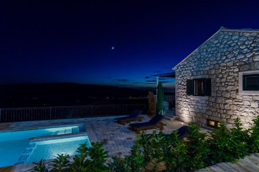 Villa Falcon Rook - Four-Bedroom Villa with Terrace and Swimming Pool - foto 52