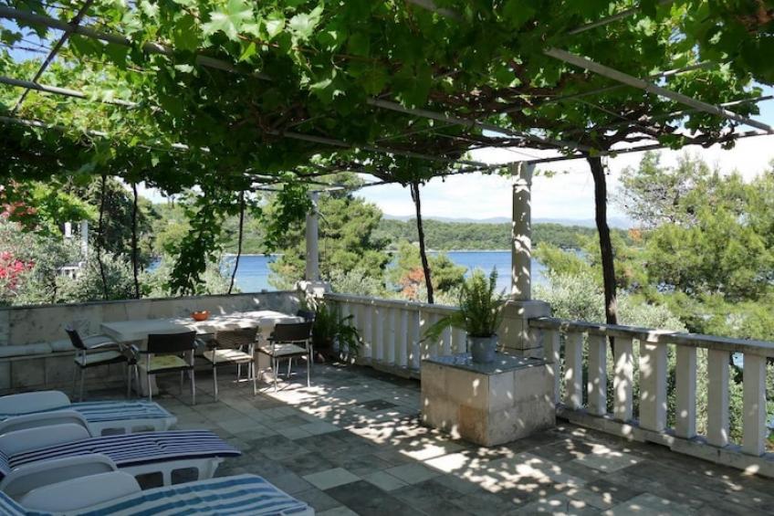 Apartment Kim- Two Bedroom Apartment with Terrace and Sea View