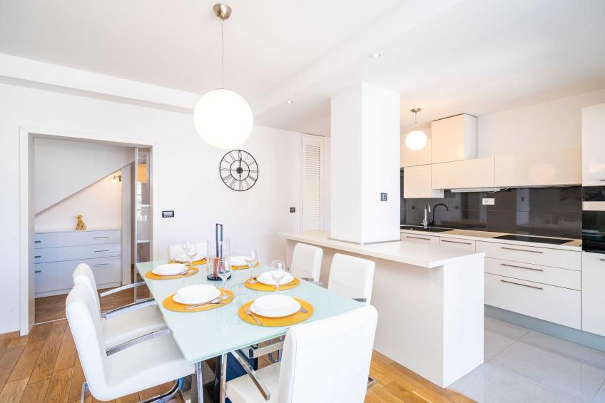 Apartment Hladilo  - Two Bedroom Apartment with Balcony - foto 8