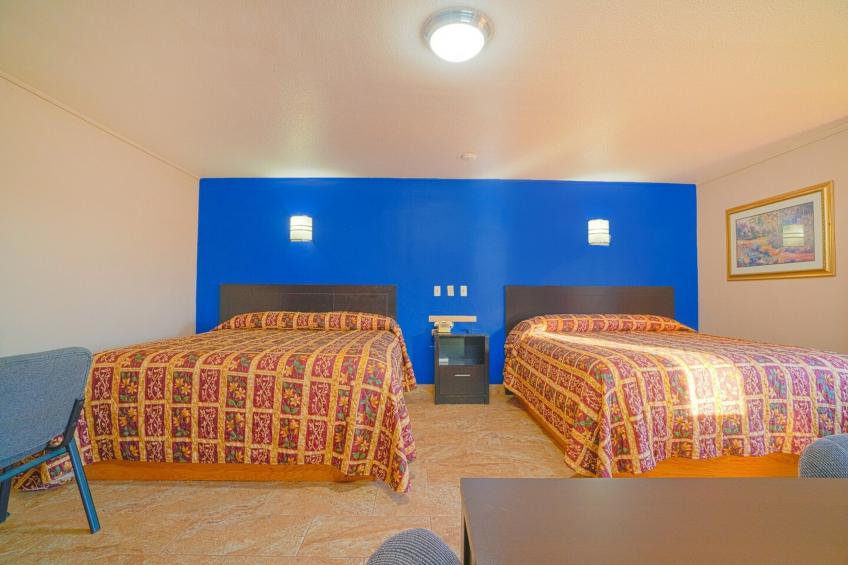 2 Queen Beds with Kitchenette - foto 23