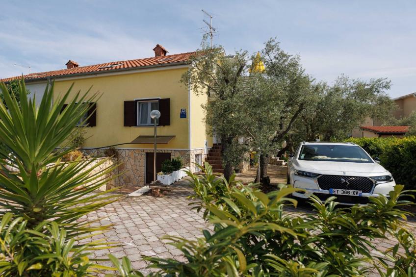 Classic and Trendy Apartment with Terrace - Two Bedroom Apartment with Terrace - foto 15