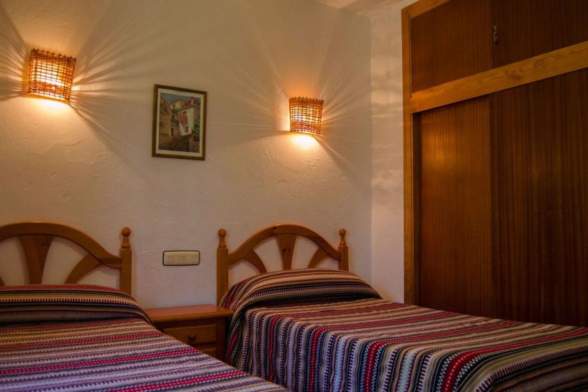 Gemütliches Haus in Anlage mit Schwimmbad in Válor - foto 17