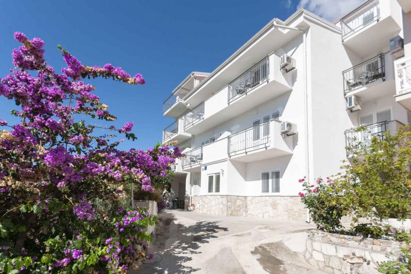 Appartement de vacances avec internet, air conditionné, chauffage, barbecue, ping-pong, amarrage - BF-HT2FX - foto 5