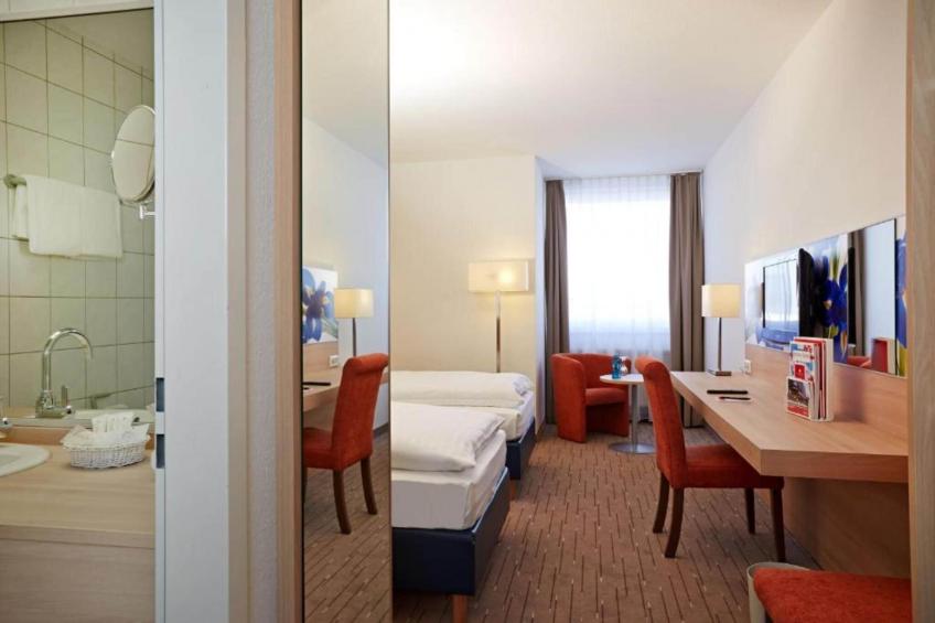 Sunday Hotel Wiesbaden Family Room - foto 35