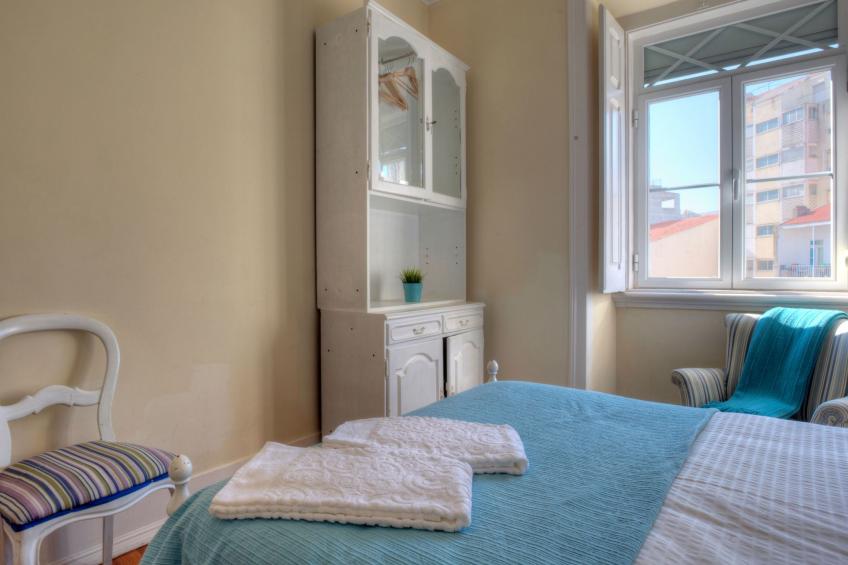 Großzügige Wohnung für 17 Personen in Lissabon - foto 20