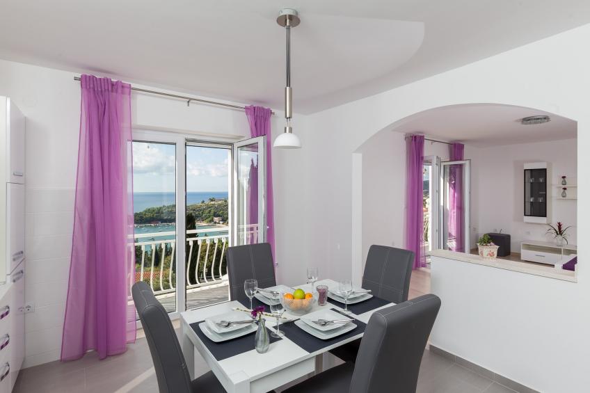 Apartments Villa Enzian - Comfort Two Bedroom Apartment with Balcony and Sea View - foto 6