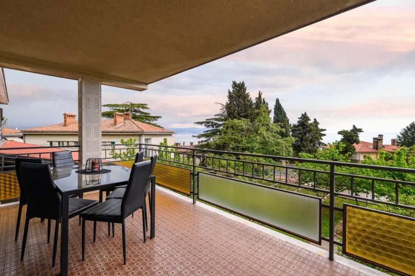 Charming Lovran Apartments with Wonderful Sea View - Two Bedroom Apartment - foto 16