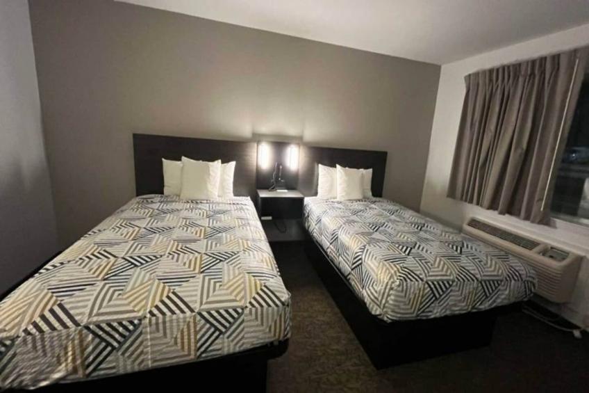2 Full Beds  Smoking Micfridge - foto 3