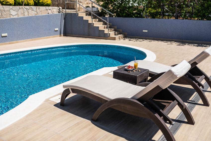 Ferienwohnung mit Terrasse, Außenpool und Meerblick - BF-ZYTDP - foto 17