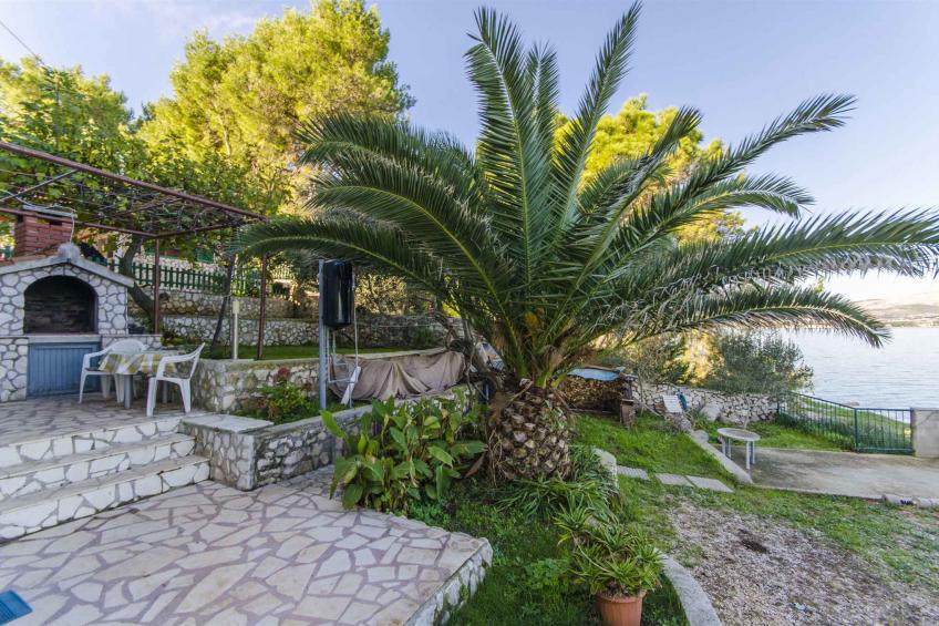 Holiday apartment with air conditioning, terrace and sea view in Slatine - BF-JB633 - foto 10