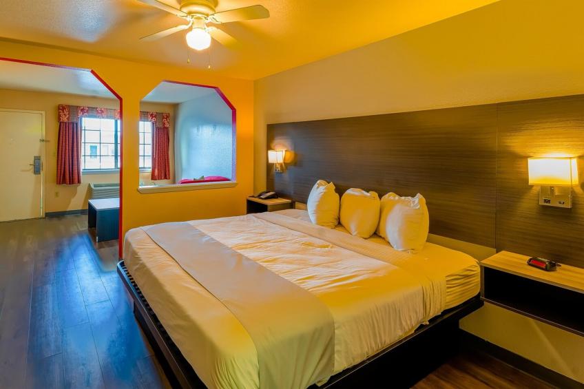 King Bed