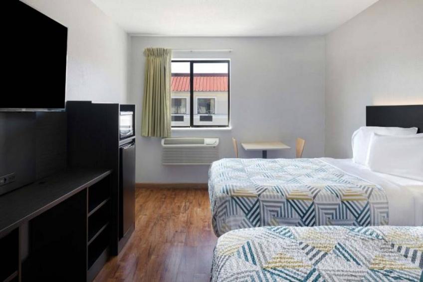 2 Queen Beds  Non-Smoking - foto 5