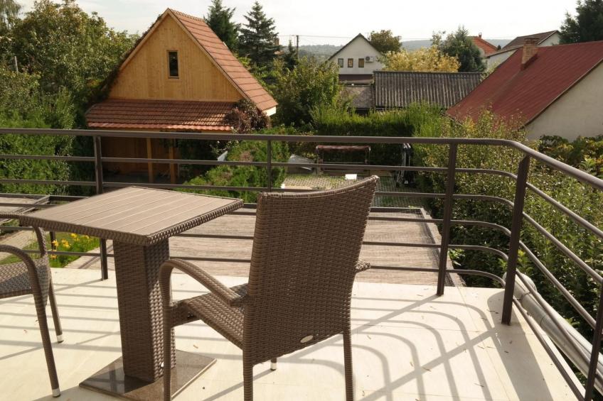 Doppelhaushälfte für sechs Personen mit Garten - foto 26