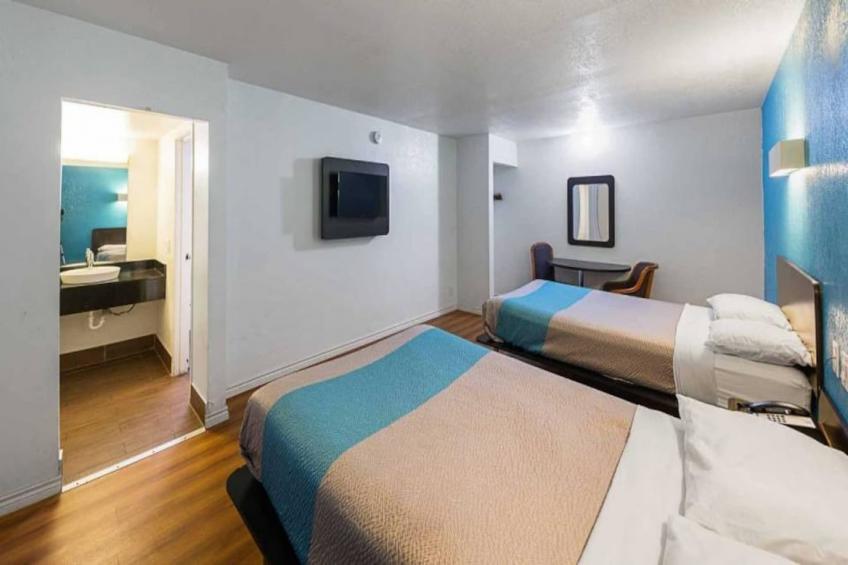2 FULL BEDS  NON-SMOKING - foto 13