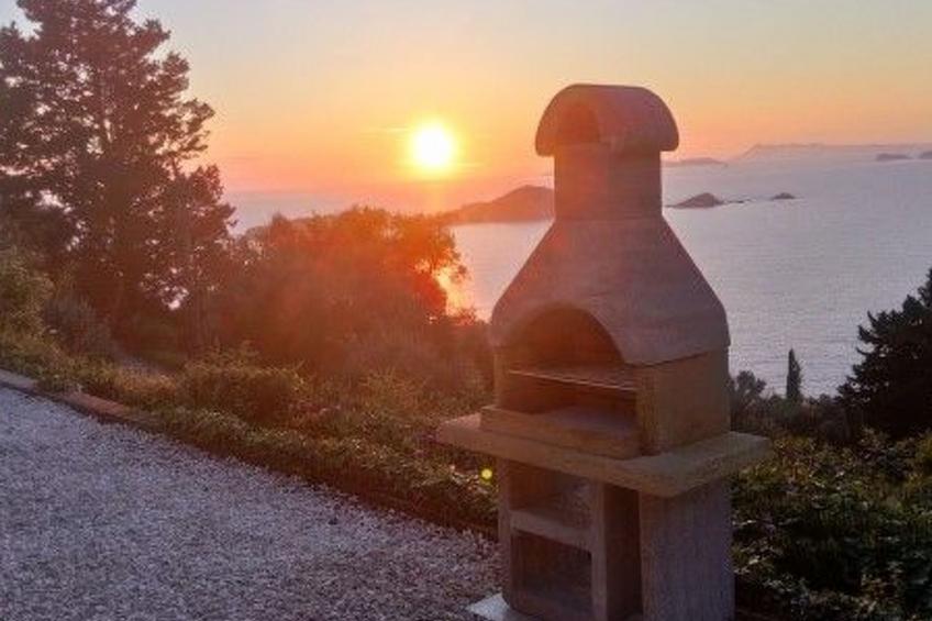 Ferienvilla mit Blick auf das Wasser - foto 6