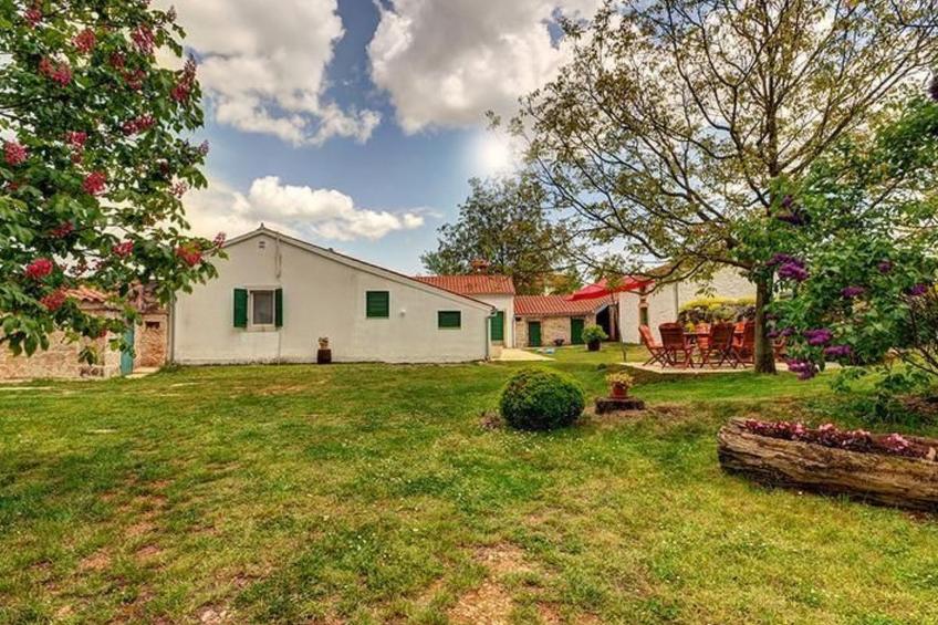 Romantische Villa mit weitläufigem Garten - foto 13