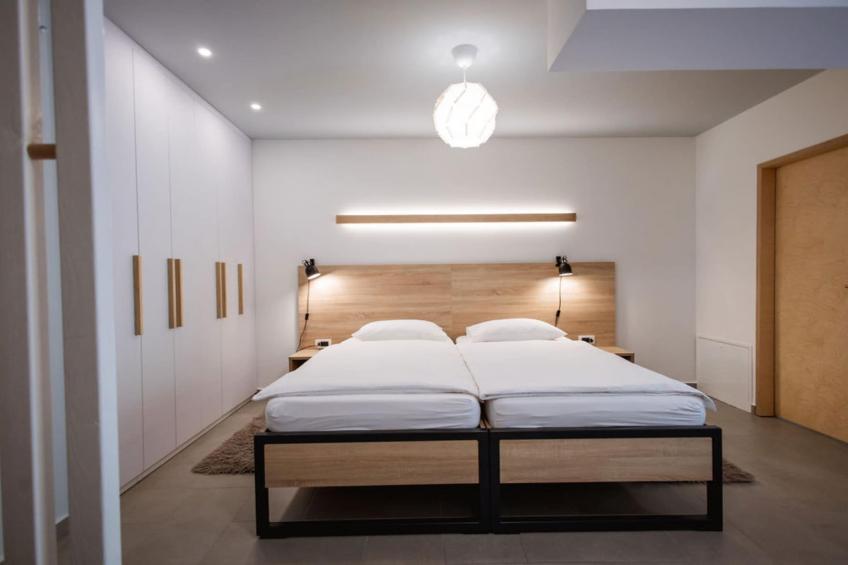 Stylish Apartments with Osijek Near Top Attractions - Standard Studio Apartment  - Maks 3 - foto 26