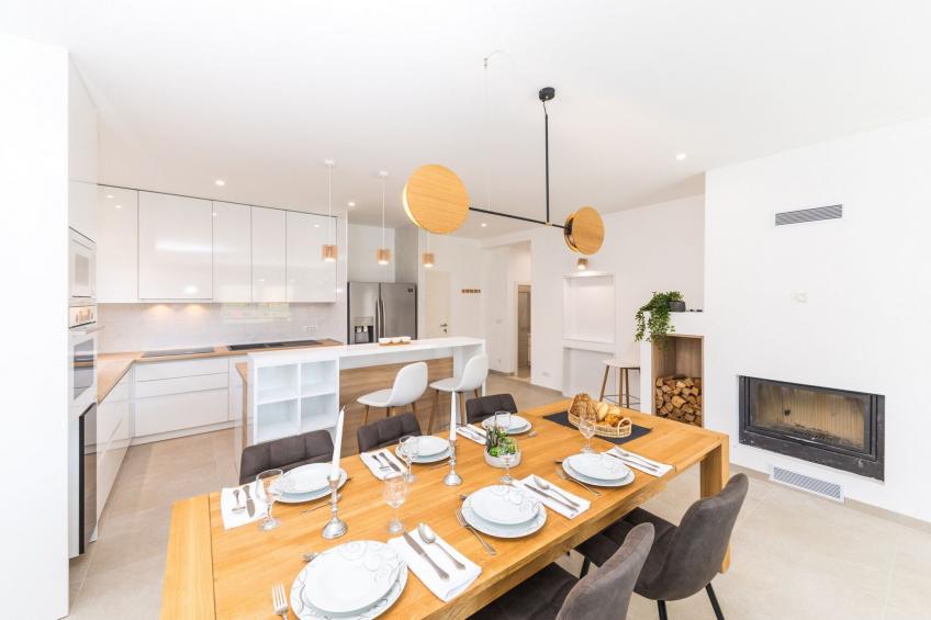 Scenic Elegant Trogir Villa with Pool - Five Bedroom Villa - foto 16