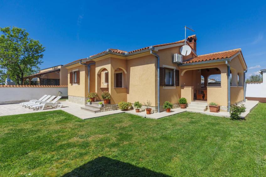 Haus Nina (PUL507)