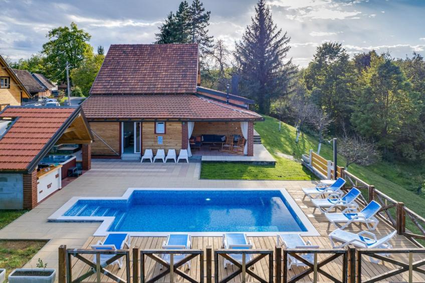 Mala vila Rebeka -großer SwimmingPool - foto 12